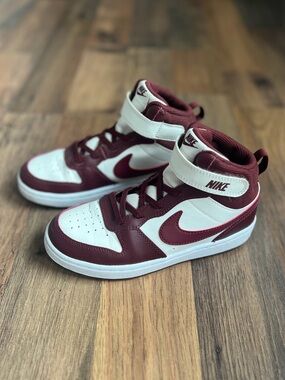 Nike Air Jordan Kids High-Top Sneakers in Maroon and White 2Y